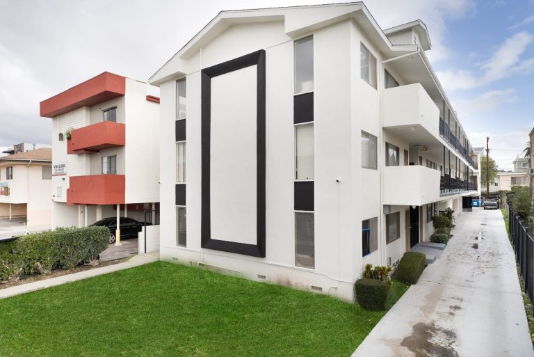 USC Student Housing – Oasis West