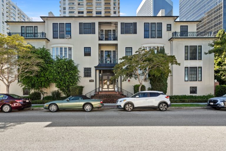 401 Shirley Place